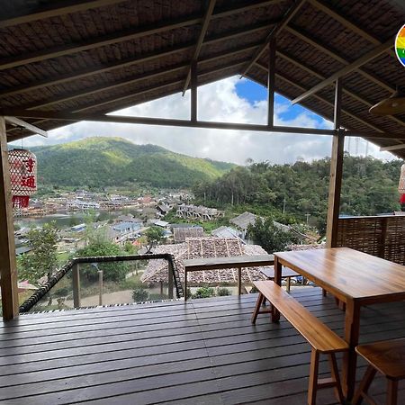 Hedreung Banrakthai Homestay And Camping Ban Rak Thai Esterno foto