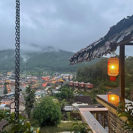 Hedreung Banrakthai Homestay And Camping Ban Rak Thai Esterno foto