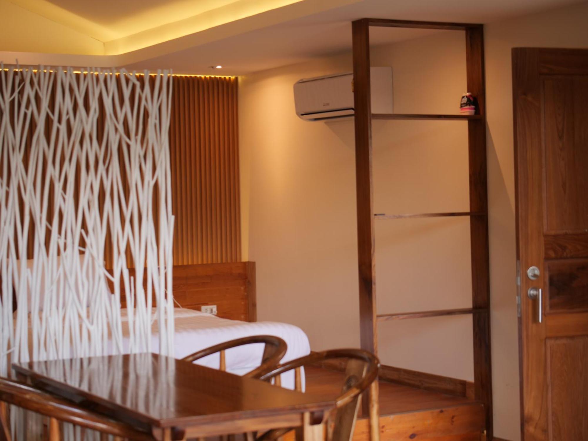 Hedreung Banrakthai Homestay And Camping Ban Rak Thai Esterno foto