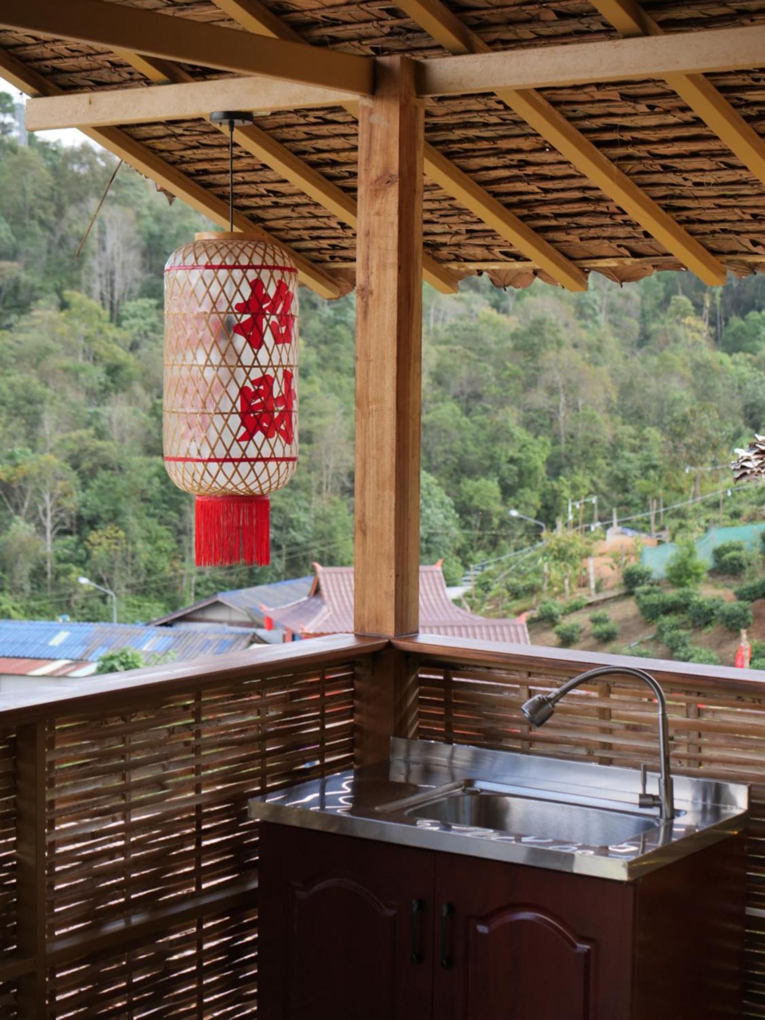 Hedreung Banrakthai Homestay And Camping Ban Rak Thai Esterno foto