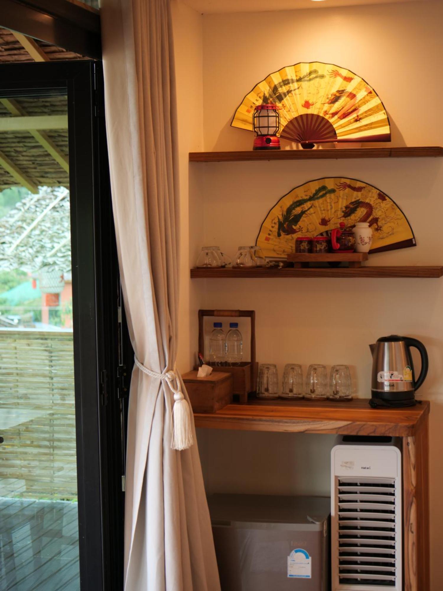 Hedreung Banrakthai Homestay And Camping Ban Rak Thai Esterno foto