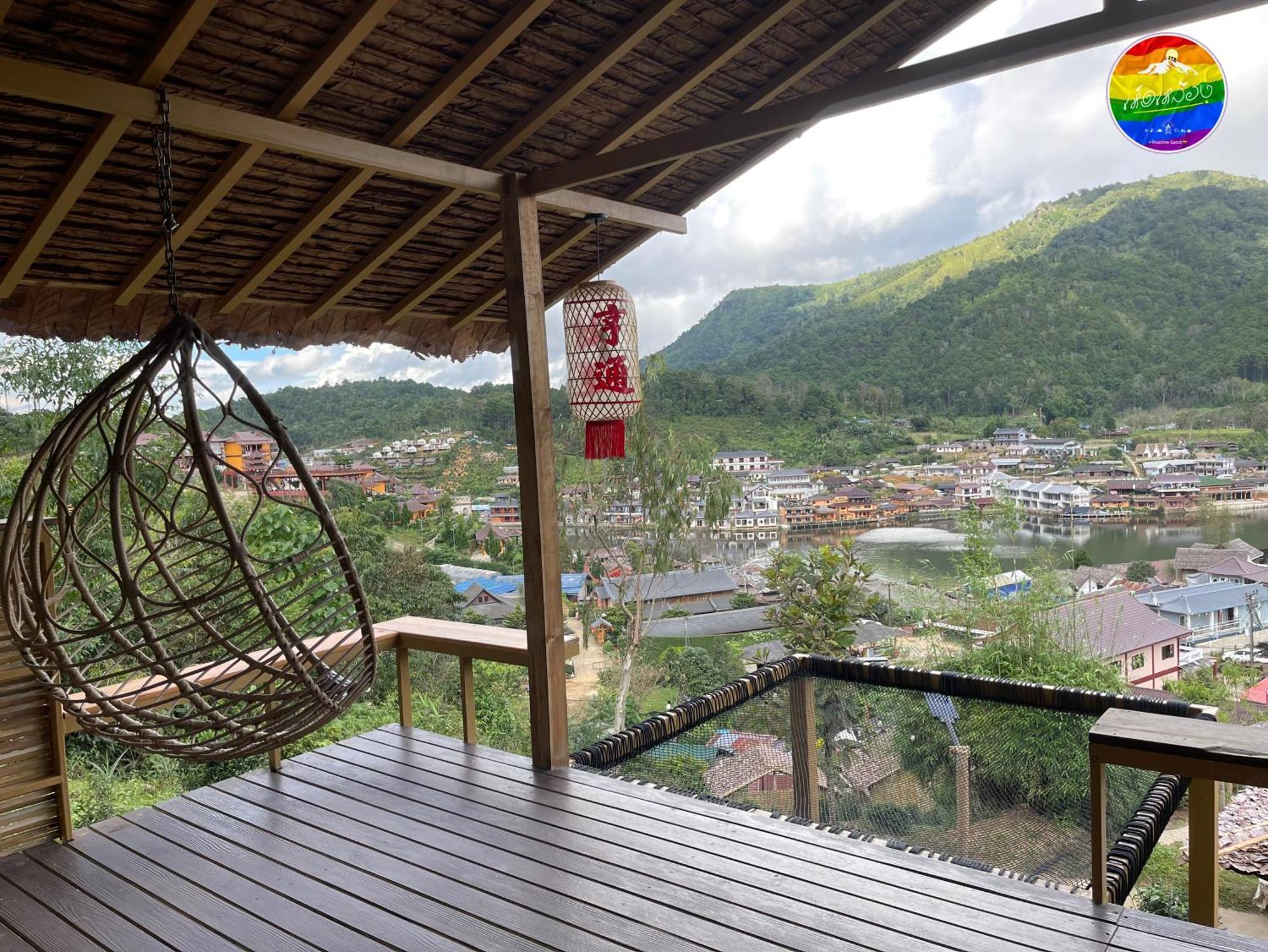 Hedreung Banrakthai Homestay And Camping Ban Rak Thai Esterno foto